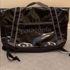 Patagonia zipper bag